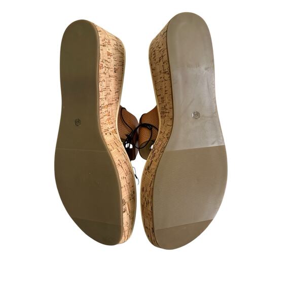 Liz Claiborne Lonnie sandals in size 11M. - Picture 3 of 6